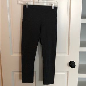 Lululemon high waisted 3/4 leggings